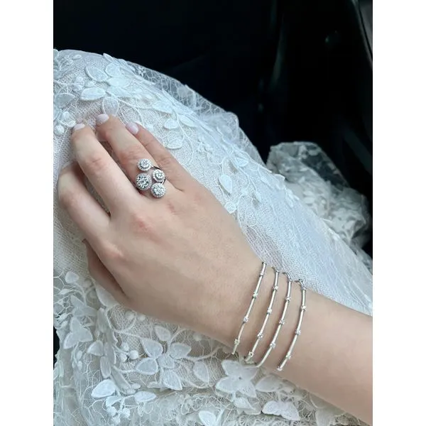 Bangle Mollys Jewelers Brooklyn, NY