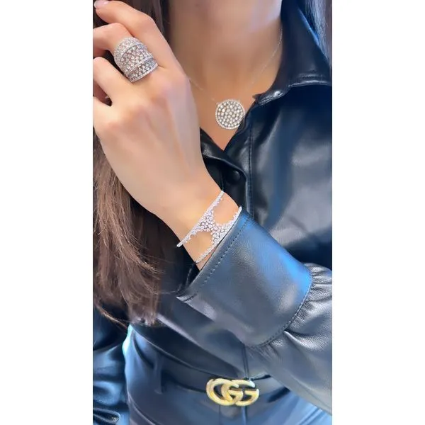 Bangle Mollys Jewelers Brooklyn, NY