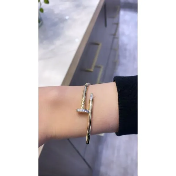 Bangle Mollys Jewelers Brooklyn, NY