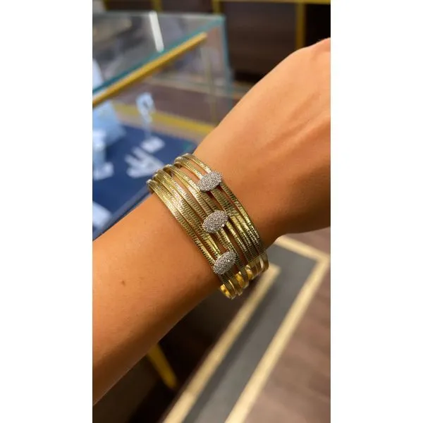 Bangle Mollys Jewelers Brooklyn, NY