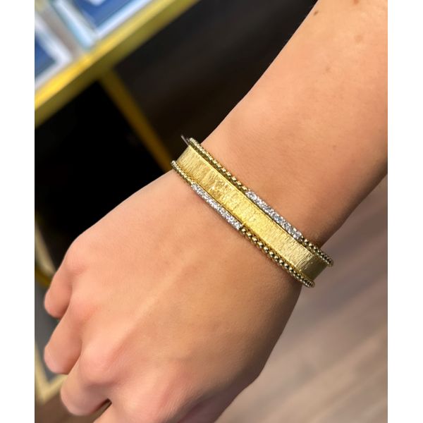 Bangle Image 3 Mollys Jewelers Brooklyn, NY