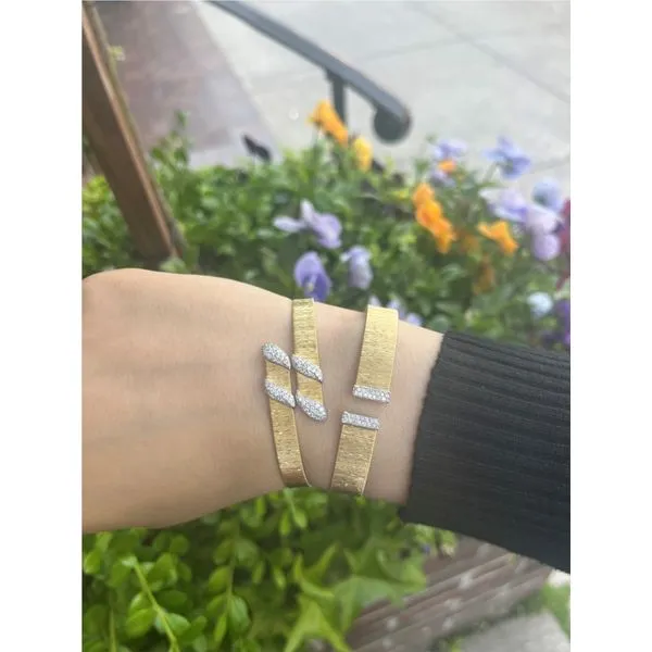 Bangle Image 2 Mollys Jewelers Brooklyn, NY