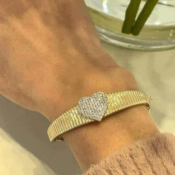 Bangle Image 3 Mollys Jewelers Brooklyn, NY