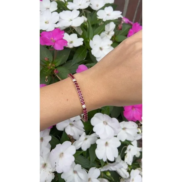 Bangle Image 2 Mollys Jewelers Brooklyn, NY