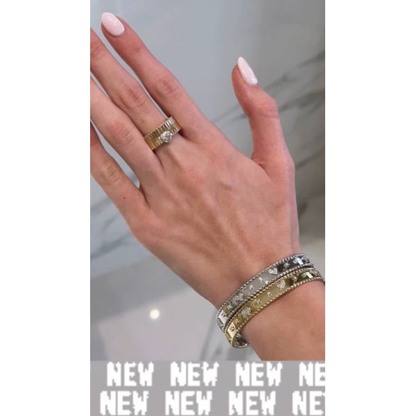 Bangle Mollys Jewelers Brooklyn, NY