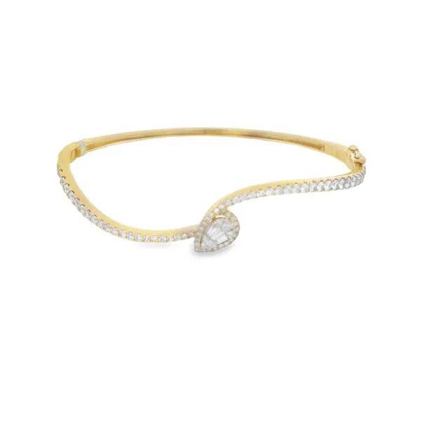 Bangle Mollys Jewelers Brooklyn, NY