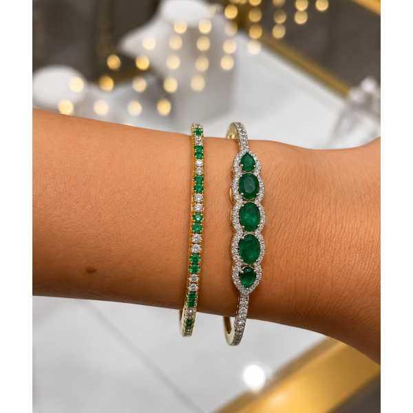 Emerald & Diamond Stretch Bangle Image 3 Mollys Jewelers Brooklyn, NY