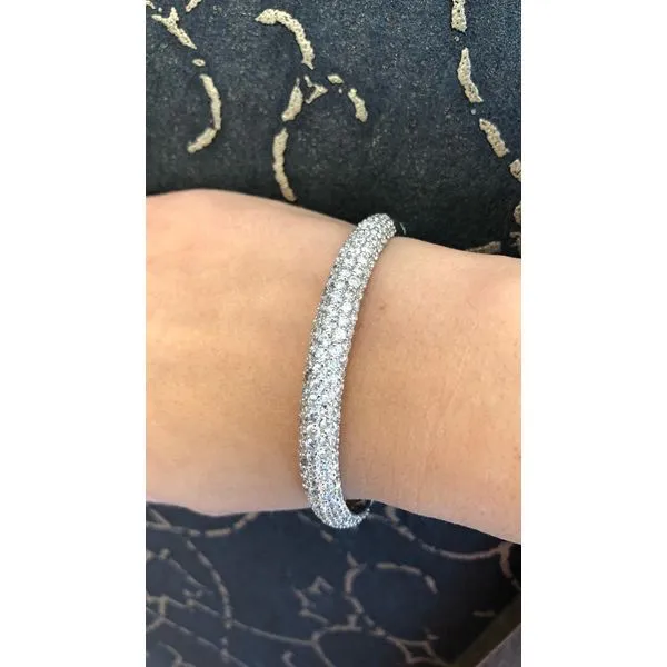 Bangle Mollys Jewelers Brooklyn, NY