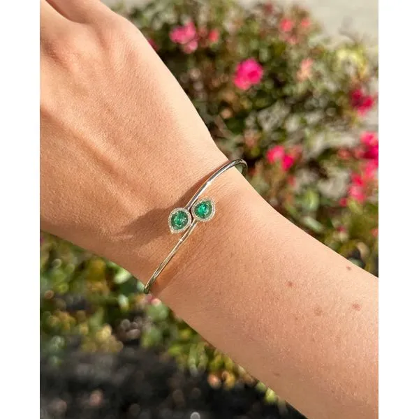 Bangle Mollys Jewelers Brooklyn, NY