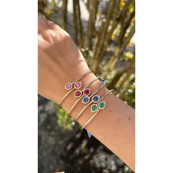 Bangle Image 2 Mollys Jewelers Brooklyn, NY