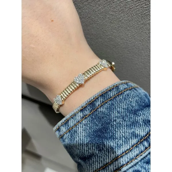 Bangle Image 3 Mollys Jewelers Brooklyn, NY