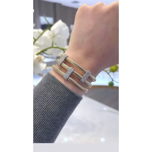 Bangle Mollys Jewelers Brooklyn, NY