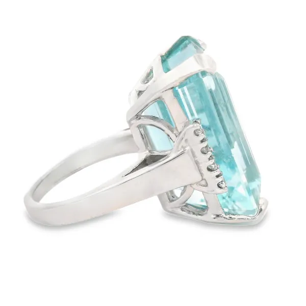 Aquamarine and Diamond Fashion Ring in 14K White Gold Image 3 Monarch Jewelry Winter Park, FL