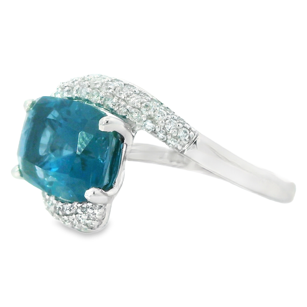 Colored Stone Fashion Ring Image 2 Monarch Jewelry Winter Park, FL