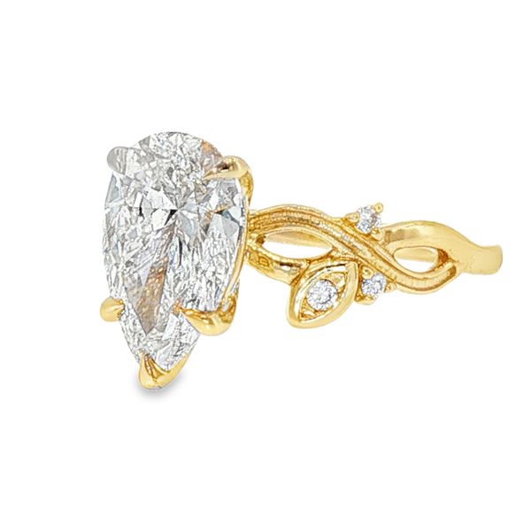 14K Yellow Gold Floral Band Lab Grown Diamond Ring Image 2 Monarch Jewelry Winter Park, FL