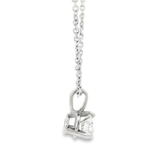 Lighthouse Lab Grown Diamond Necklace 880-00023 Image 4 Monarch Jewelry Winter Park, FL