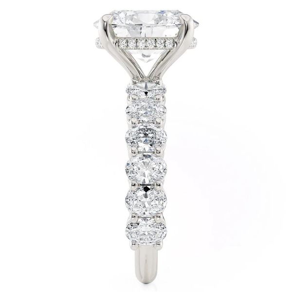 LABGROWN Diamond Engagement Ring Image 2 Moore Jewelers Laredo, TX