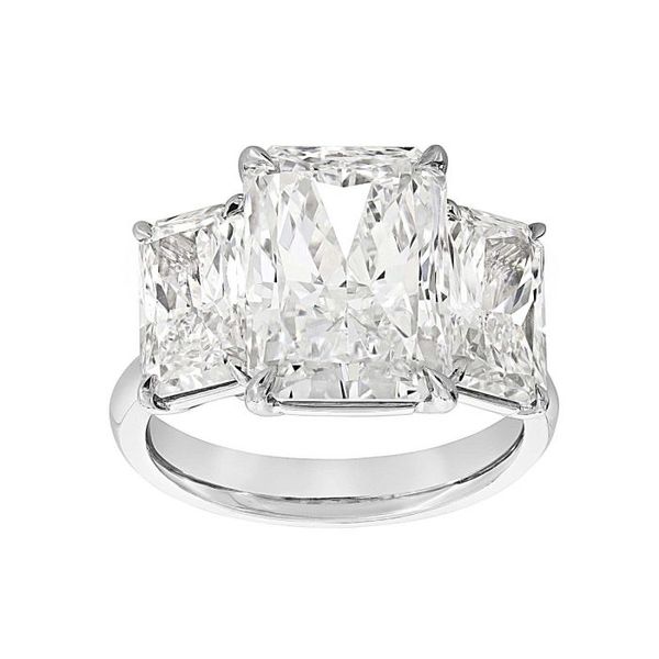 18K White Gold Three Stone Diamond Ring Moore Jewelers Laredo, TX
