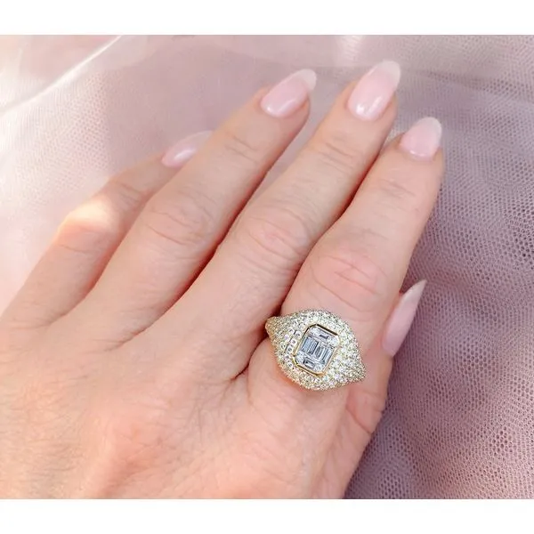 Fashion Ring Image 2 Moore Jewelers Laredo, TX