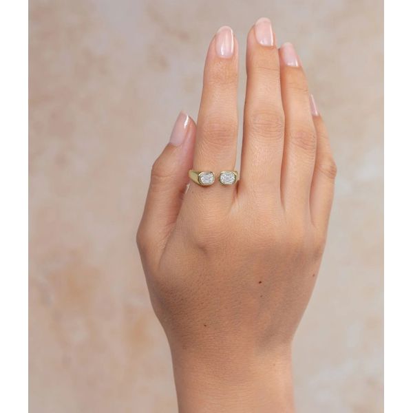 Fashion Ring Image 2 Moore Jewelers Laredo, TX