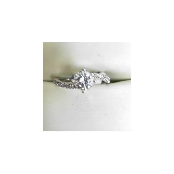 001-140-00288 Moore Jewelers Laredo, TX