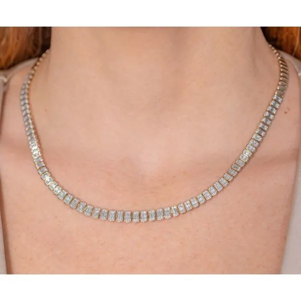 Necklace Image 2 Moore Jewelers Laredo, TX