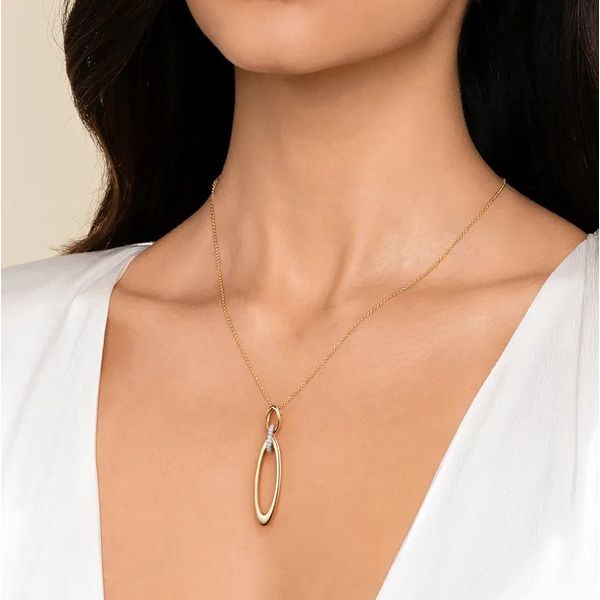 Necklace Image 3 Moore Jewelers Laredo, TX