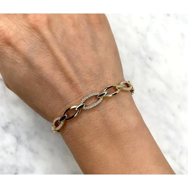 14K Yellow Gold Link Diamond Bracelet Image 2 Moore Jewelers Laredo, TX