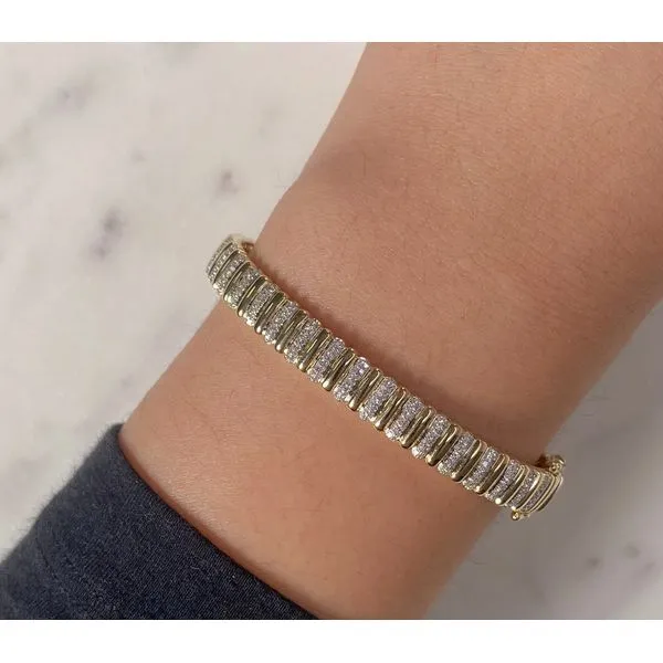 14K Yellow Gold Bangle Diamond Bracelet Image 2 Moore Jewelers Laredo, TX