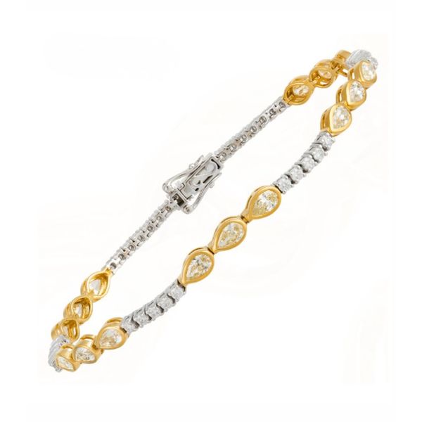 Bracelet Moore Jewelers Laredo, TX
