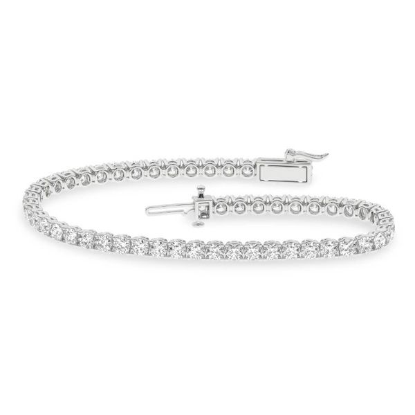 LABGROWN Diamond Bracelet Moore Jewelers Laredo, TX