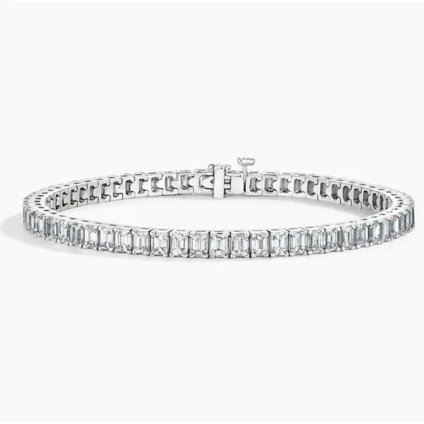 18K White Gold Emerald Cut Diamond Tennis Bracelet Moore Jewelers Laredo, TX