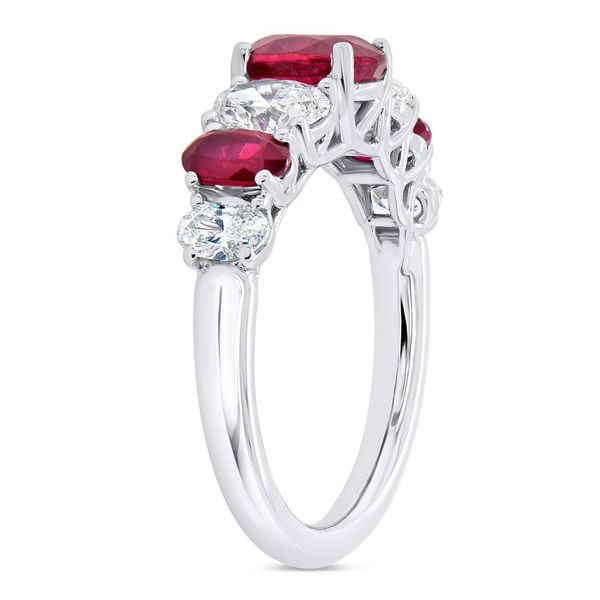 Fashion Ring Image 2 Moore Jewelers Laredo, TX