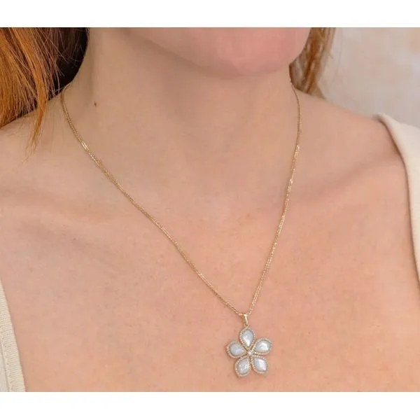 14K Yellow Gold Mother of Pearl Flower Pendant Image 2 Moore Jewelers Laredo, TX