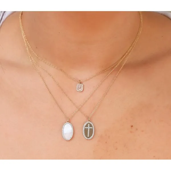 14K Yellow Gold Mother of Pearl Oval Diamond Necklace Image 2 Moore Jewelers Laredo, TX