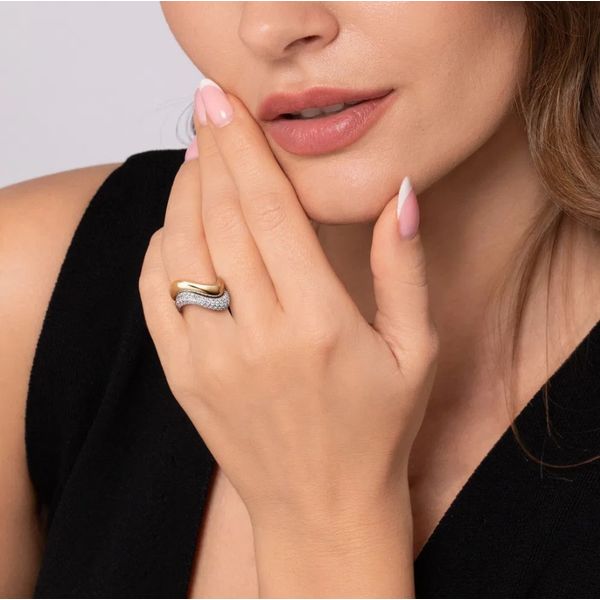 14K Gold Wave Stackable Polished Ring Image 4 Moore Jewelers Laredo, TX