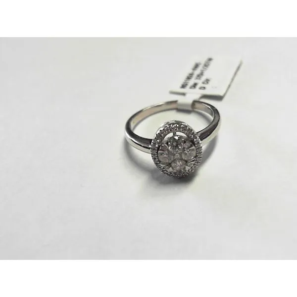 14K White Gold Cluster Halo Diamond Ring Morgan's Jewelers Winona, MN