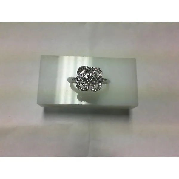 14Kt White Gold Cluster Ring