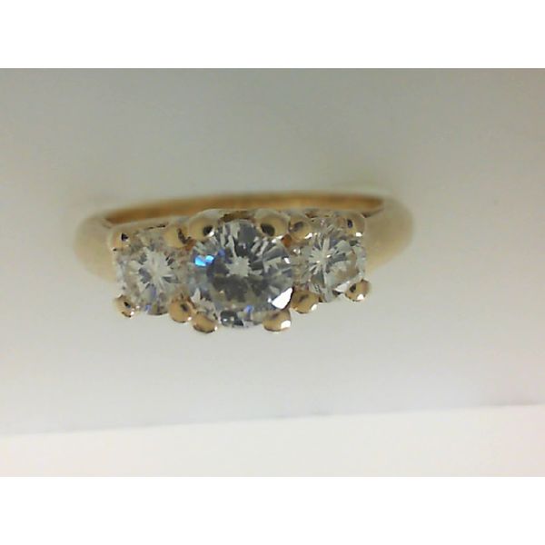 14K Yellow Gold Diamond Ring Morgan's Jewelers Winona, MN