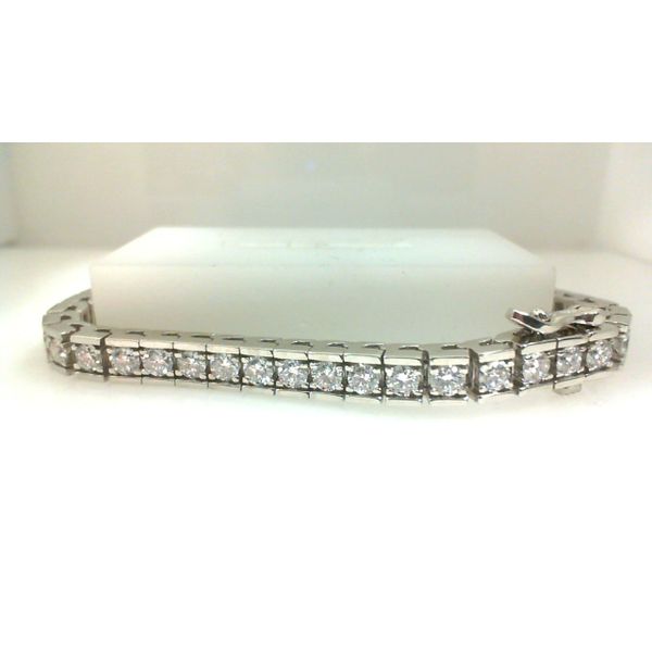 Bracelet Morgan's Jewelers Winona, MN