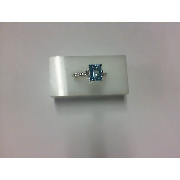 Fashion Ring Morgan's Jewelers Winona, MN