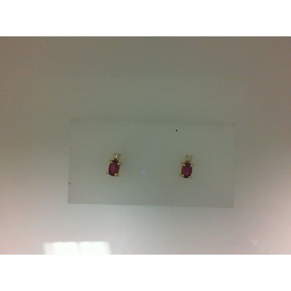 Earrings Morgan's Jewelers Winona, MN
