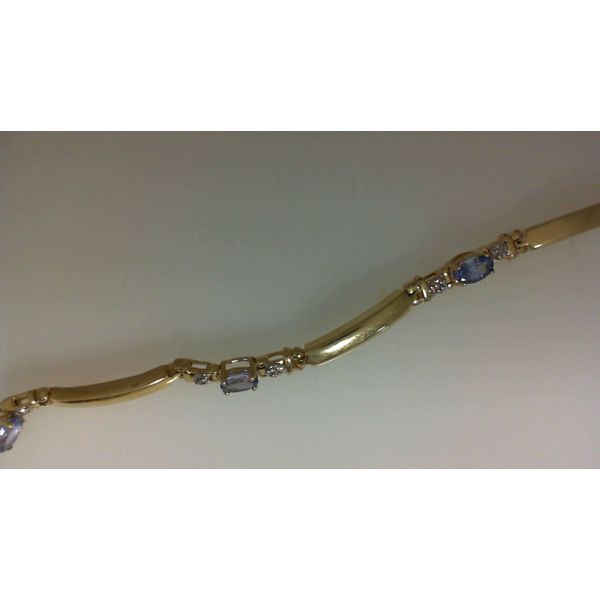 14K Yellow Gold Diamond Tanzanite Bracelet Morgan's Jewelers Winona, MN