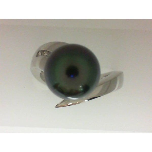 14K White Gold Tahitian Black Pearl Ring Morgan's Jewelers Winona, MN