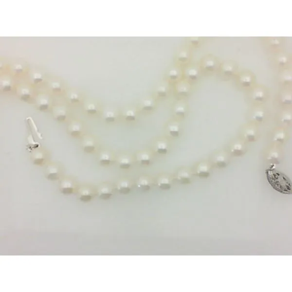 Cultured Pearl Strand Necklace Morgan's Jewelers Winona, MN