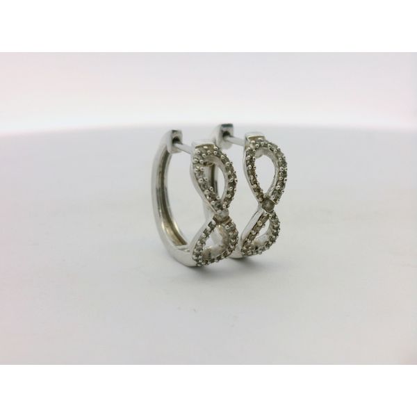 Earrings Morgan's Jewelers Winona, MN