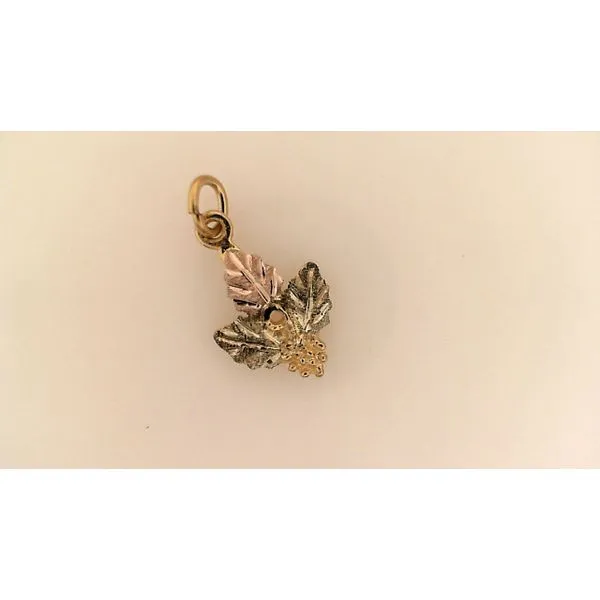 ESTATE - 10K Black Hills Gold Pendant Morgan's Jewelers Winona, MN