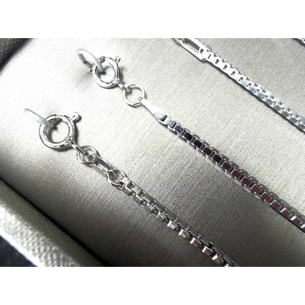 Chain Morgan's Jewelers Winona, MN