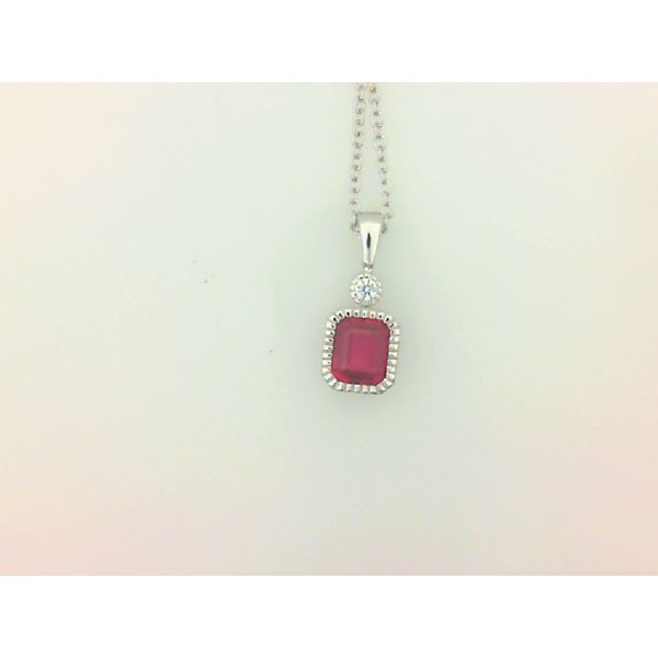 Pendant Morgan's Jewelers Winona, MN