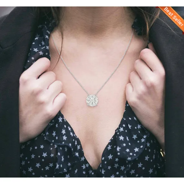 Ladys White 14 Karat Cluster Pendant